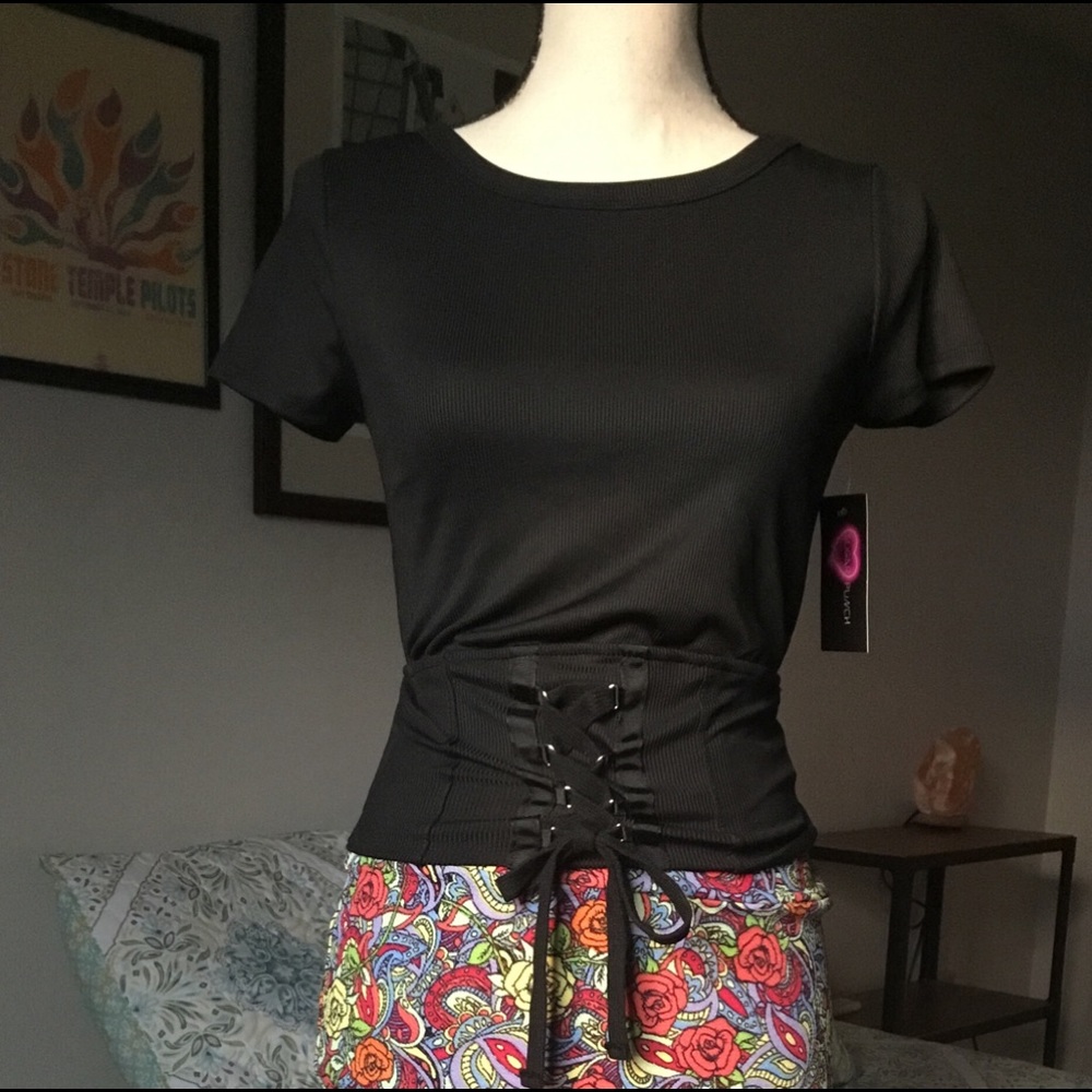 Corset lace up crop top - Picture 5 of 7